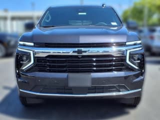 Chevrolet Suburban LS 4WD 4dr