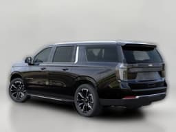 Chevrolet Suburban LT 4WD 4dr 2026 — side view