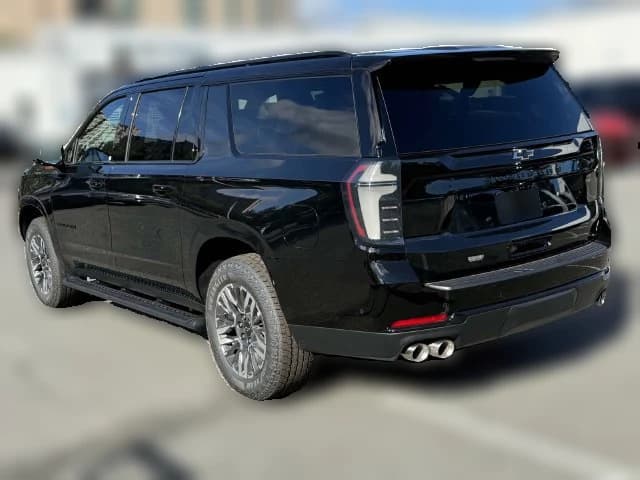 Chevrolet Suburban Z71 4WD 4dr 2027 — side view