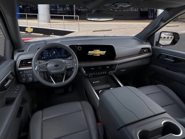 Chevrolet Tahoe Z71 4WD 4dr 2027 — side view