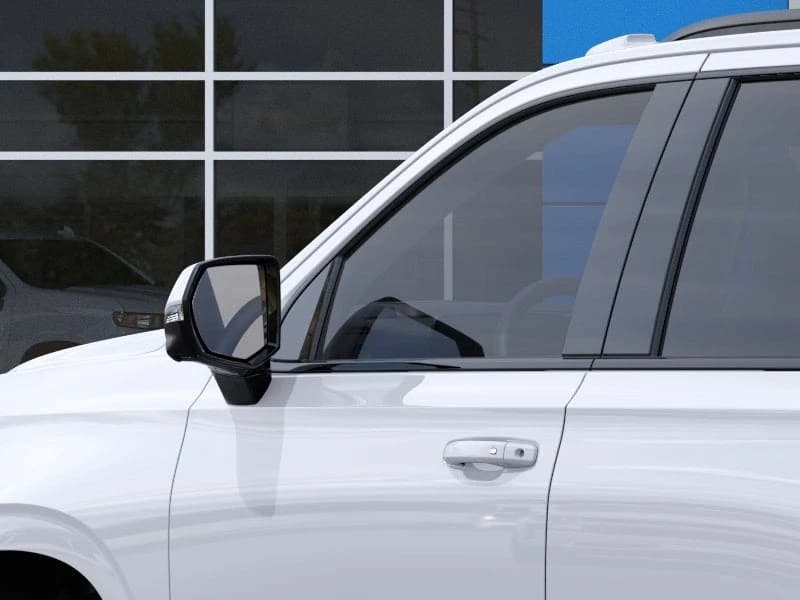 Chevrolet Tahoe RST 4WD 4dr 2026 — side view