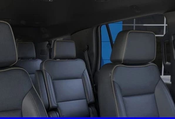 Chevrolet Tahoe Premier 4WD 4dr 2025 — side view