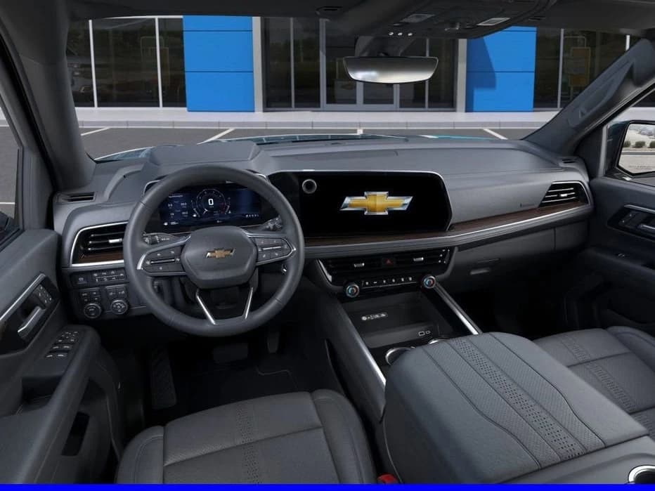 Chevrolet Tahoe High Country 4WD 4dr 2025 — side view
