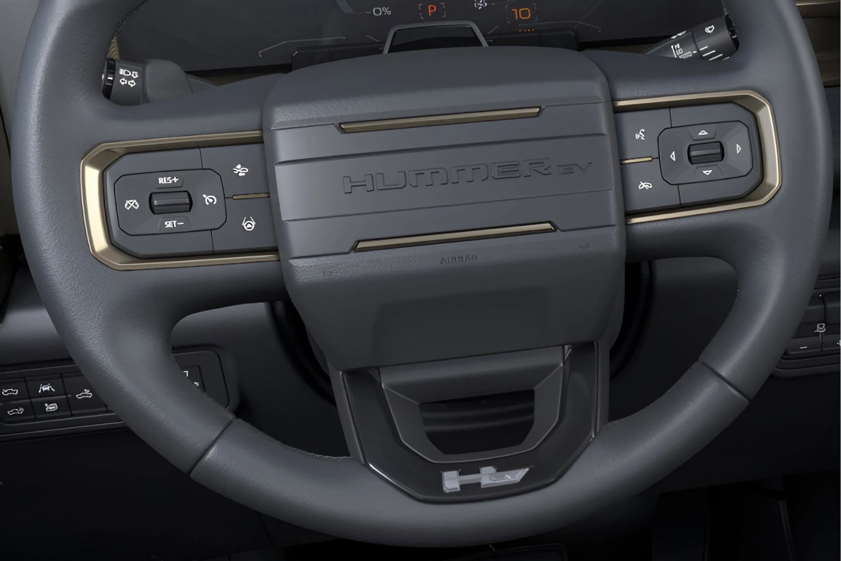 GMC HUMMER EV Pickup 3X e4WD Crew Cab 2025 — side view