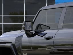 GMC HUMMER EV Pickup 3X e4WD Crew Cab 2025 — side view
