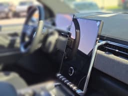 GMC Sierra EV Standard Range Elevation e4WD Crew Cab 2026 — side view