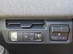 GMC Sierra EV Standard Range Elevation e4WD Crew Cab 2026 — side view