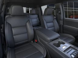 GMC Sierra EV Standard Range Elevation e4WD Crew Cab 2026 — side view