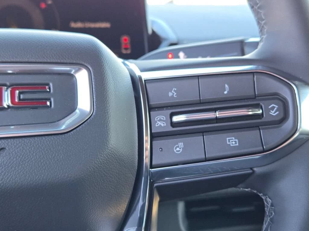 GMC Sierra EV Extended Range Elevation e4WD Crew Cab 2026 — side view