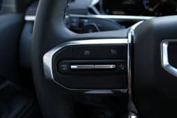 GMC Sierra EV Extended Range Elevation e4WD Crew Cab 2026 — side view