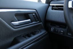 GMC Sierra EV Extended Range Elevation e4WD Crew Cab 2026 — side view