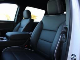 GMC Sierra EV Extended Range Elevation e4WD Crew Cab 2026 — side view