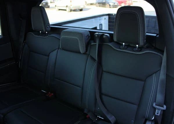 GMC Sierra EV Extended Range Elevation e4WD Crew Cab 2026 — side view