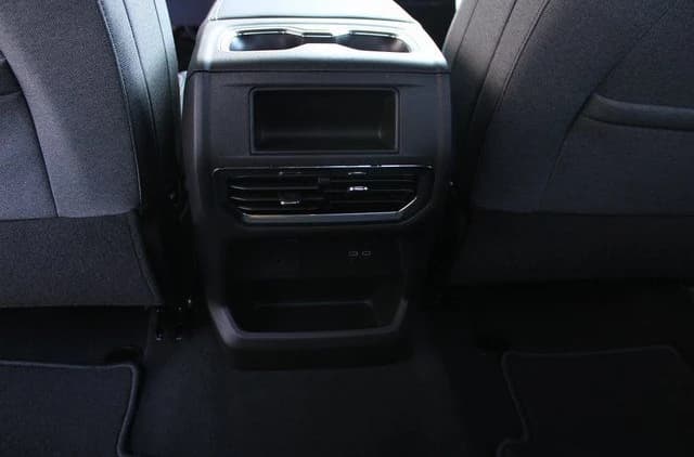 GMC Sierra EV Extended Range Elevation e4WD Crew Cab 2026 — side view