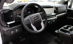 GMC Sierra 2500HD SLE 4WD Reg Cab 142" 2025 — side view