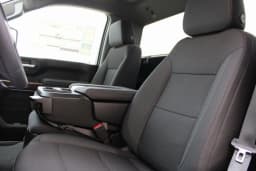 GMC Sierra 2500HD SLE 4WD Reg Cab 142" 2025 — side view