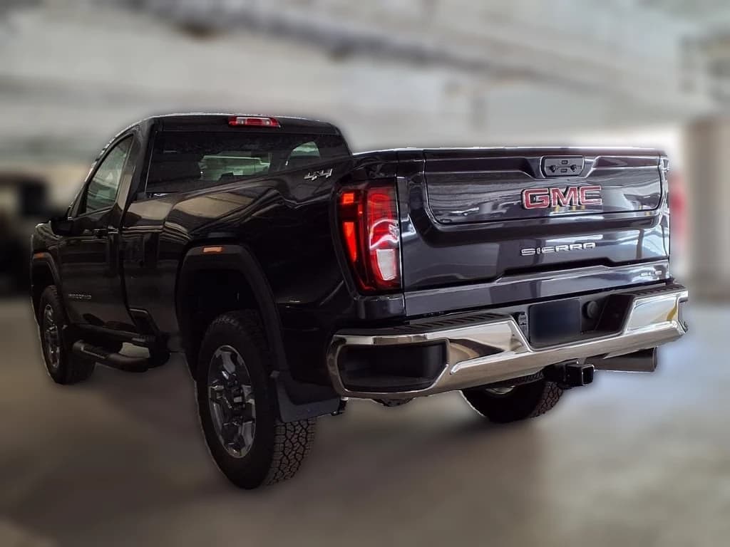 GMC Sierra 2500HD SLE 4WD Reg Cab 142" 2026 — side view