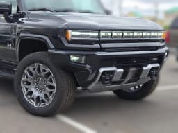 GMC HUMMER EV Pickup 3X e4WD Crew Cab 2025 — side view