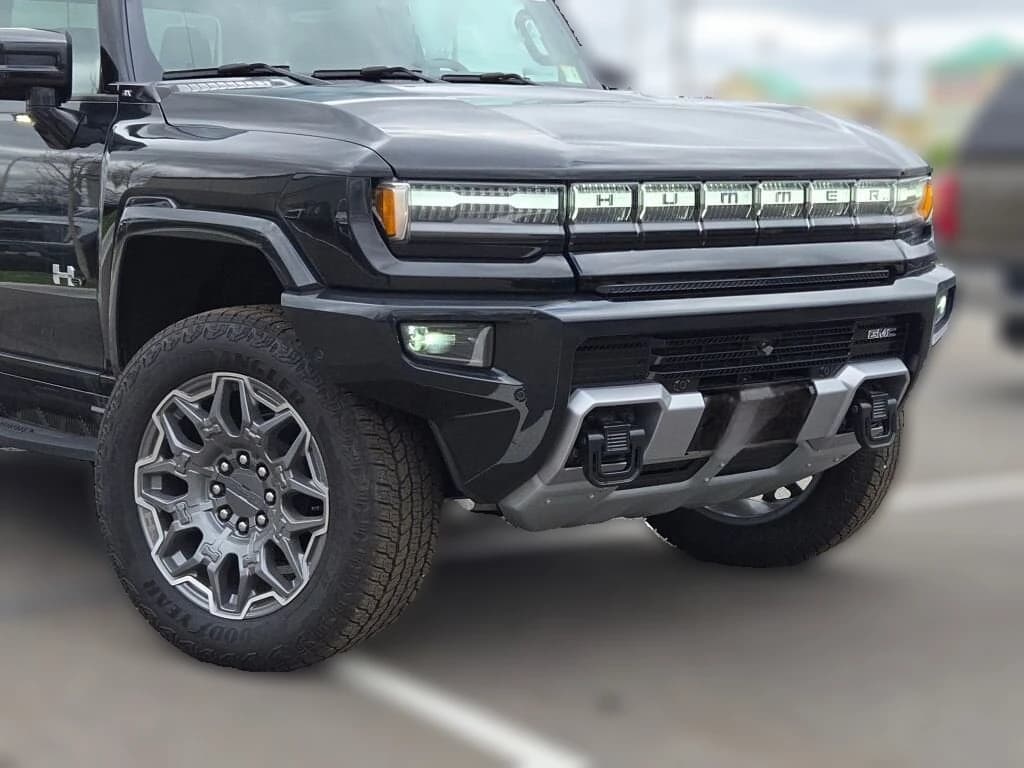 GMC HUMMER EV Pickup 3X e4WD Crew Cab 2025 — side view