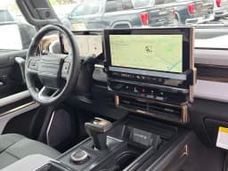 GMC HUMMER EV Pickup 3X e4WD Crew Cab 2025 — side view