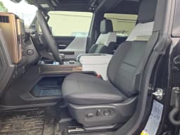 GMC HUMMER EV Pickup 3X e4WD Crew Cab 2025 — side view