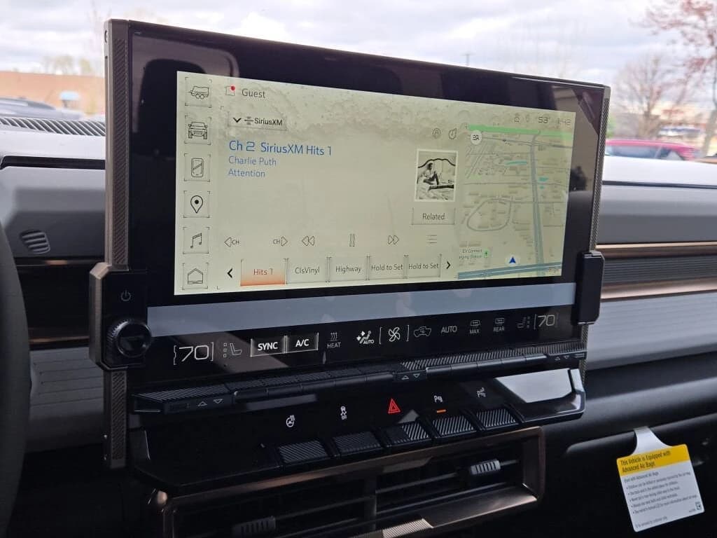 GMC HUMMER EV Pickup 3X e4WD Crew Cab 2025 — side view