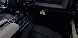 GMC HUMMER EV Pickup 2X e4WD Crew Cab 2026 — side view