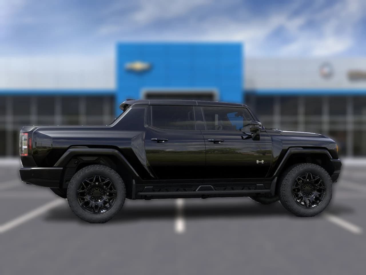 GMC HUMMER EV Pickup 2X e4WD Crew Cab 2026 — side view