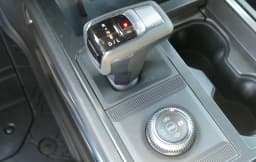 GMC HUMMER EV Pickup 2X e4WD Crew Cab 2026 — side view