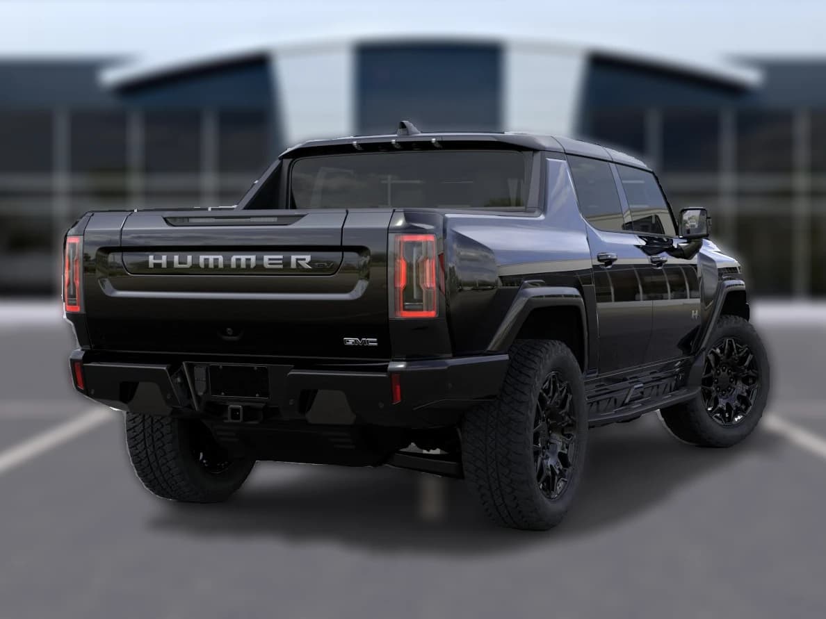 GMC HUMMER EV Pickup 2X e4WD Crew Cab 2026 — side view