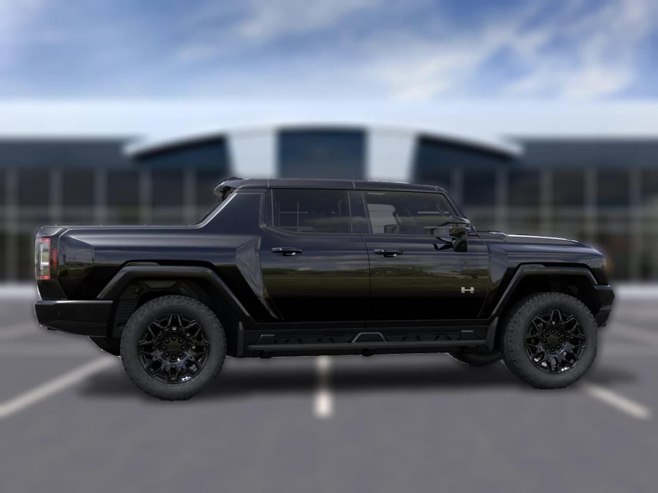 GMC HUMMER EV Pickup 2X e4WD Crew Cab 2026 — side view