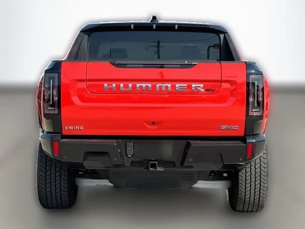 GMC HUMMER EV Pickup 2X e4WD Crew Cab 2026 — side view