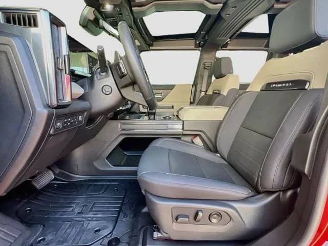 GMC HUMMER EV Pickup 2X e4WD Crew Cab 2026 — side view