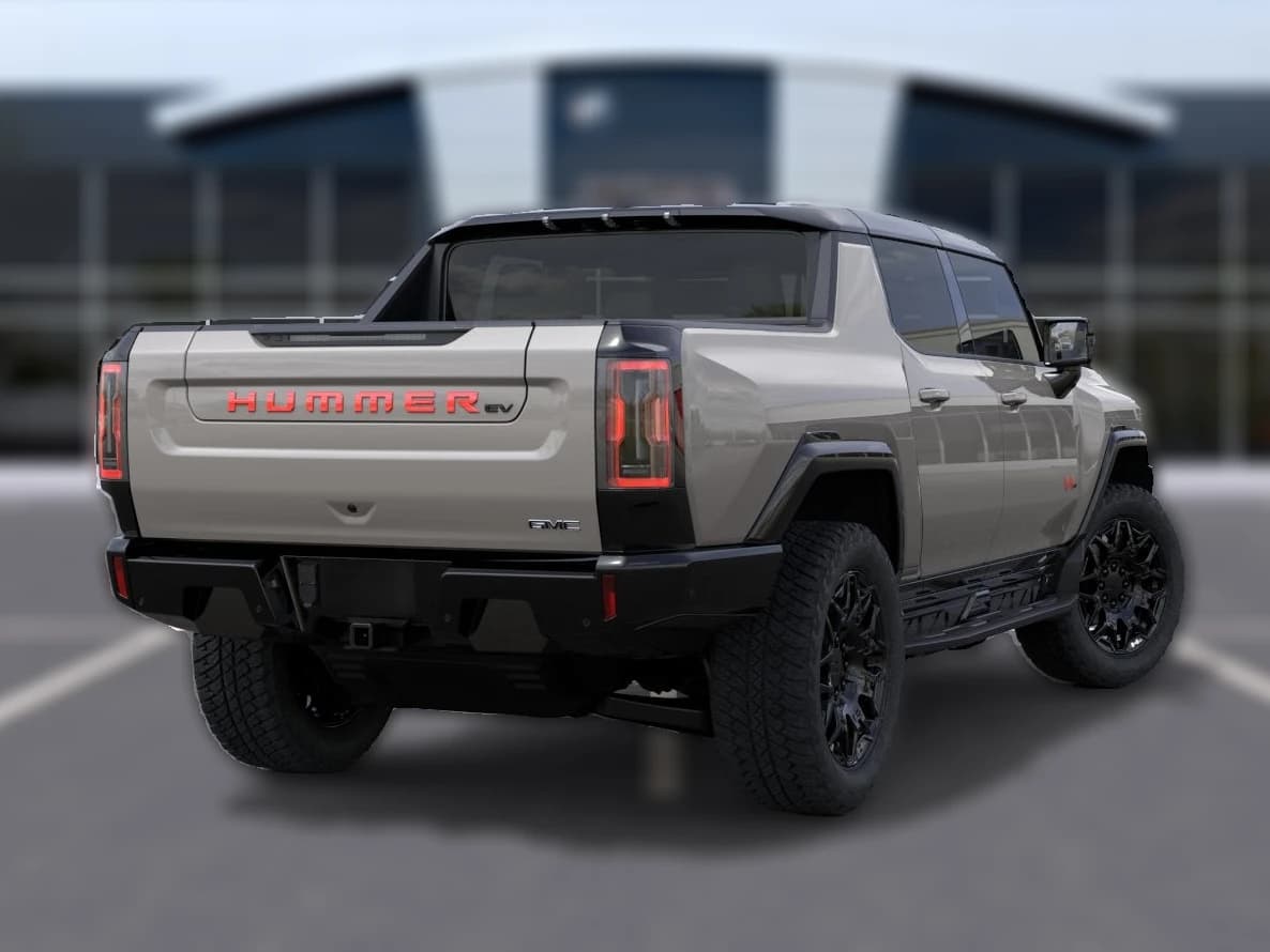 GMC HUMMER EV Pickup 2X e4WD Crew Cab 2026 — side view