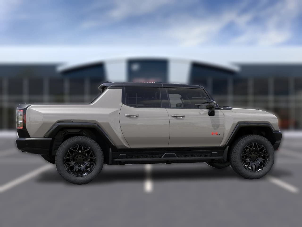 GMC HUMMER EV Pickup 2X e4WD Crew Cab 2026 — side view