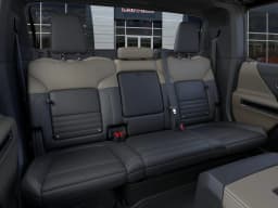 GMC HUMMER EV Pickup 2X e4WD Crew Cab 2026 — side view