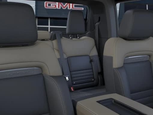 GMC HUMMER EV Pickup 2X e4WD Crew Cab 2026 — side view