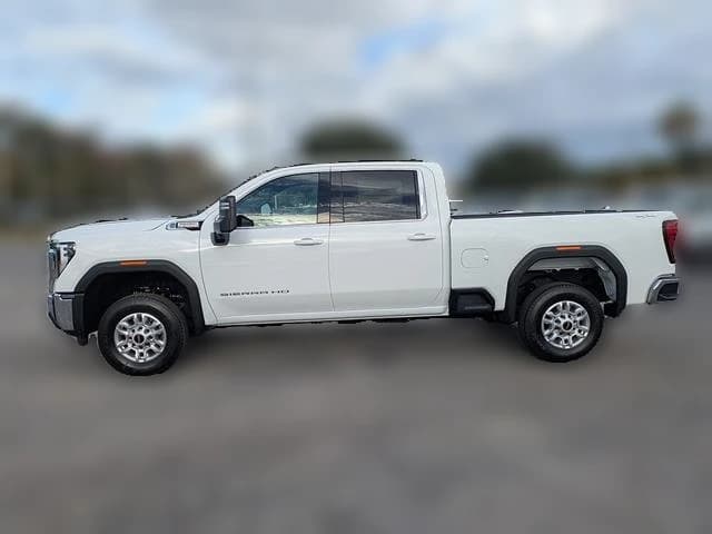 GMC Sierra 2500HD SLE 4WD Crew Cab 159" 2026 — side view