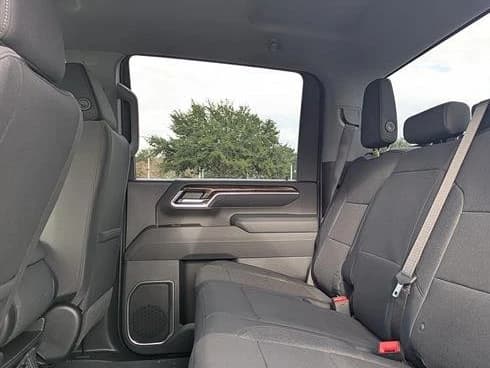 GMC Sierra 2500HD SLE 4WD Crew Cab 159" 2026 — side view