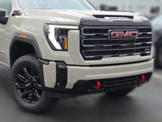 GMC Sierra 2500HD AT4 4WD Crew Cab 159"