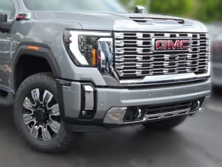 GMC Sierra 2500HD Denali 4WD Crew Cab 159"