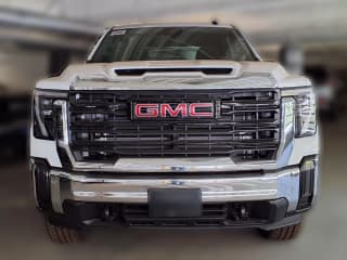 GMC Sierra 3500HD Pro 4WD Crew Cab 159"