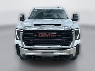 GMC Sierra 3500HD Pro 4WD Crew Cab 172"