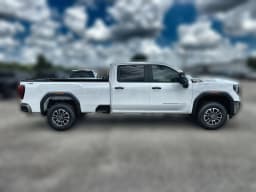 GMC Sierra 3500HD Pro 4WD Crew Cab 172" 2026 — side view