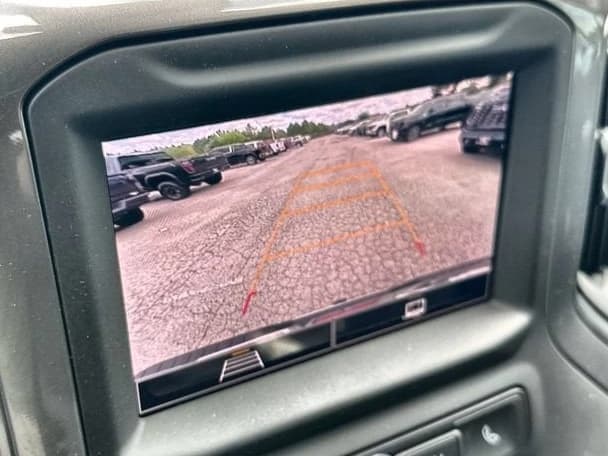 GMC Sierra 3500HD Pro 4WD Crew Cab 172" 2026 — side view