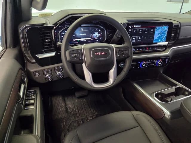 GMC Sierra 3500HD SLT 4WD Crew Cab 172" 2026 — side view