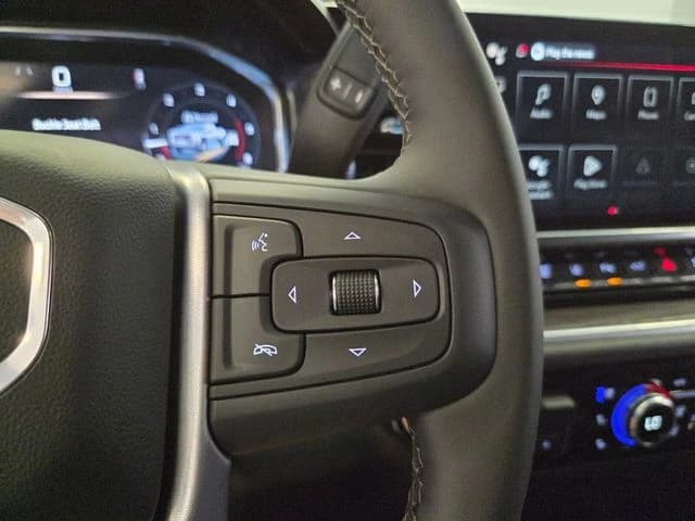 GMC Sierra 3500HD SLT 4WD Crew Cab 172" 2026 — side view