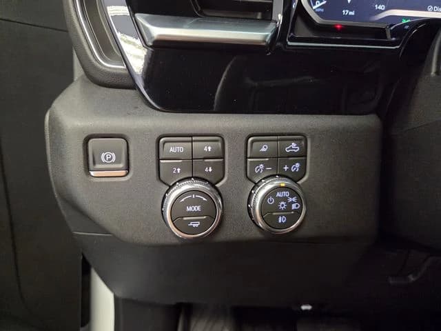 GMC Sierra 3500HD SLT 4WD Crew Cab 172" 2026 — side view