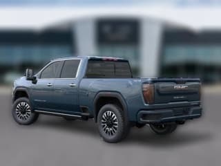 GMC Sierra 2500HD Denali Ultimate 4WD Crew Cab 159"