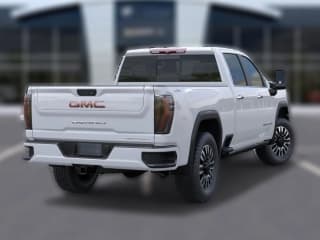 GMC Sierra 2500HD Denali Ultimate 4WD Crew Cab 159"